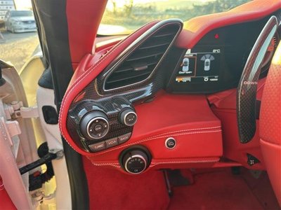 صورة 21 لـ 2016 Ferrari 488 SPIDER