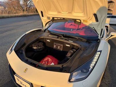 صورة 42 لـ 2016 Ferrari 488 SPIDER