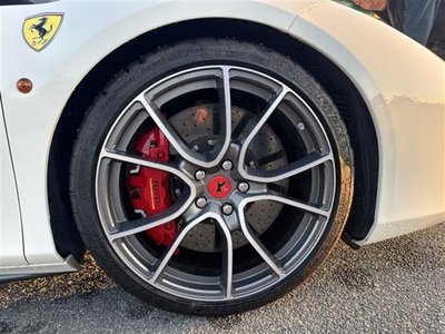 صورة 52 لـ 2016 Ferrari 488 SPIDER