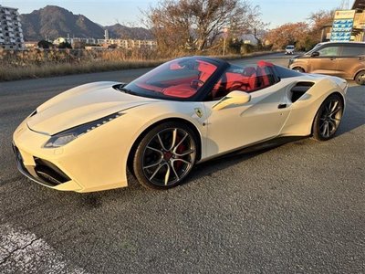 صورة 38 لـ 2016 Ferrari 488 SPIDER