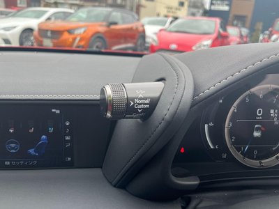 صورة مصغرة 77 لـ 2022 Lexus LC CONVERTIBLE