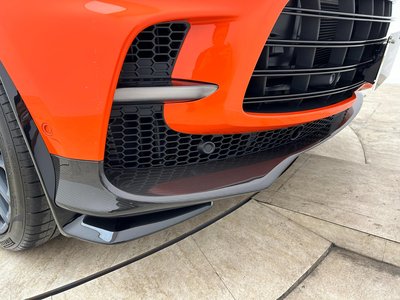 2024 Aston Martin DBX — миниатюра 24