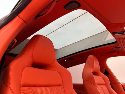 2024 Aston Martin DBX — миниатюра 69