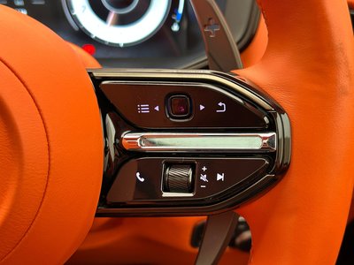 2024 Aston Martin DBX — миниатюра 55