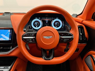 2024 Aston Martin DBX — миниатюра 47