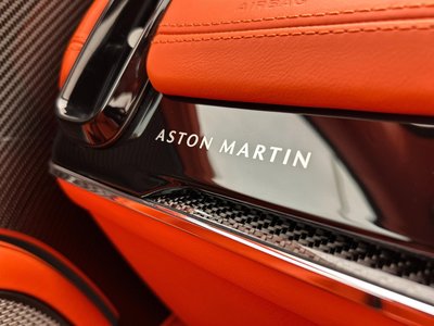 2024 Aston Martin DBX — миниатюра 67
