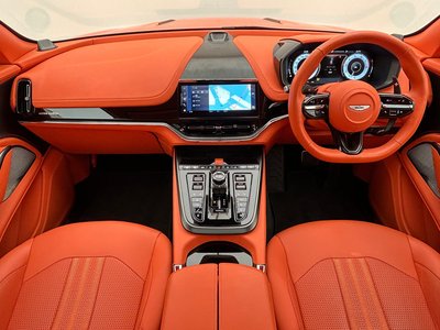 2024 Aston Martin DBX — миниатюра 46