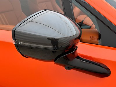 2024 Aston Martin DBX — миниатюра 18