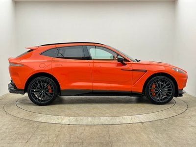 2024 Aston Martin DBX — миниатюра 4