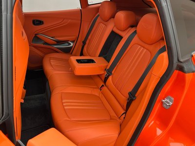 2024 Aston Martin DBX — миниатюра 38