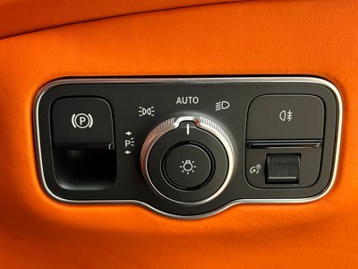 2024 Aston Martin DBX — миниатюра 52