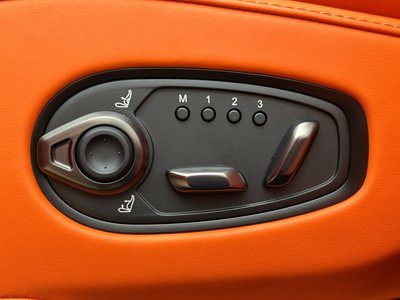 2024 Aston Martin DBX — миниатюра 36