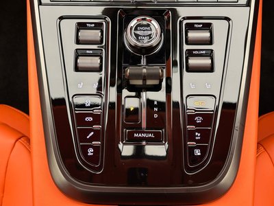 2024 Aston Martin DBX — миниатюра 50