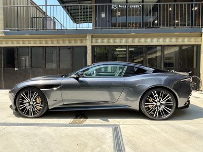 صورة 8 لـ 2023 Aston Martin DBS SUPERLEGGERA