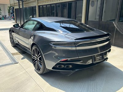 صورة 7 لـ 2023 Aston Martin DBS SUPERLEGGERA