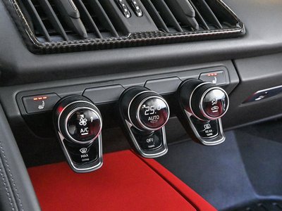 2020 AUDI R8 thumbnail 63