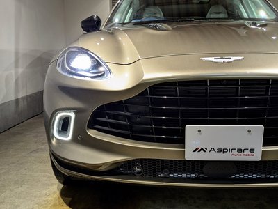 صورة 6 لـ 2021 Aston Martin DBX
