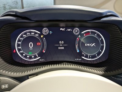 صورة 23 لـ 2021 Aston Martin DBX