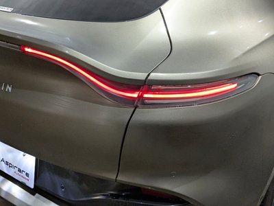 صورة 13 لـ 2021 Aston Martin DBX