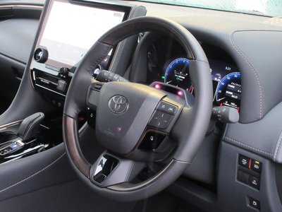 صورة 43 لـ 2026 Toyota VELLFIRE
