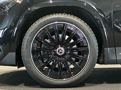 2025 Mercedes-BENZ GLA thumbnail 42