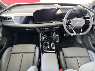 2025 AUDI Q6 E-TRON thumbnail 4