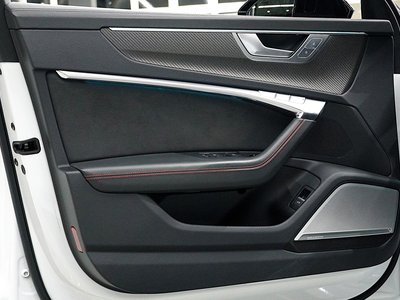 2021 AUDI RS6 AVANT — фото 34
