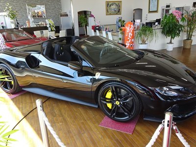 صورة 5 لـ 2025 Ferrari 296 GTS