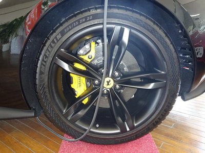 صورة 10 لـ 2025 Ferrari 296 GTS