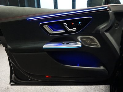 2023 Mercedes-BENZ EQE thumbnail 37