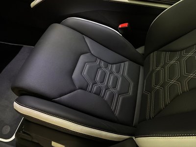 صورة مصغرة 11 لـ 2026 Lamborghini URUS
