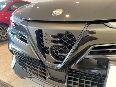 2025 ALFA Romeo JUNIOR 照片 78