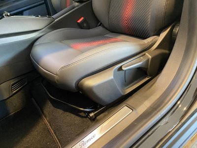 2025 ALFA Romeo JUNIOR 照片 62