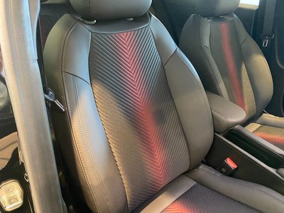 2025 ALFA Romeo JUNIOR 照片 17