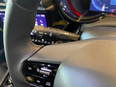 2025 ALFA Romeo JUNIOR 照片 24