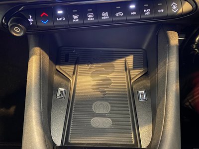 2025 ALFA Romeo JUNIOR 照片 40