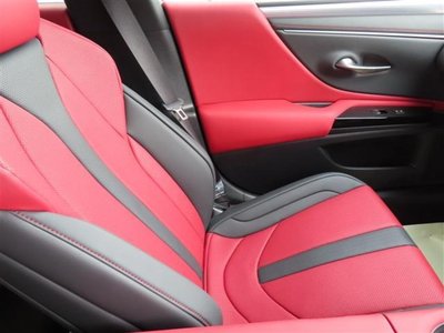 2023 Lexus ES photo 15