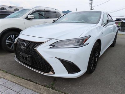2023 Lexus ES photo 1