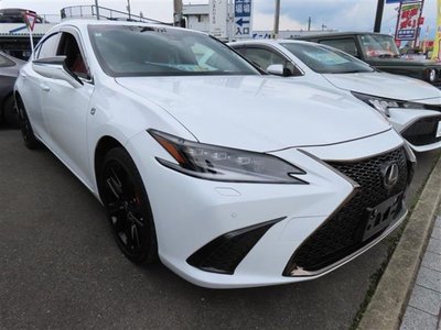 2023 Lexus ES photo 5