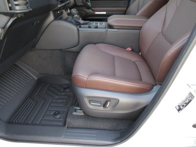 2025 Toyota LAND CRUISER 250 照片 31