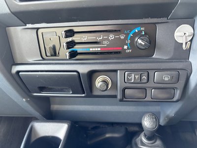 2015 Toyota LAND CRUISER 70 照片 32