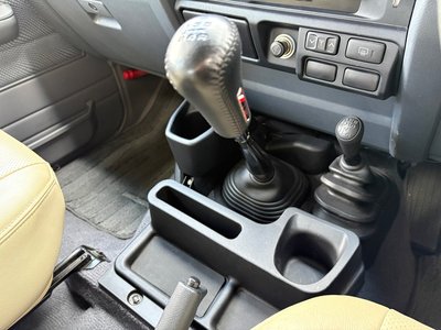 2015 Toyota LAND CRUISER 70 照片 36