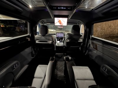صورة 37 لـ 2026 Toyota VELLFIRE
