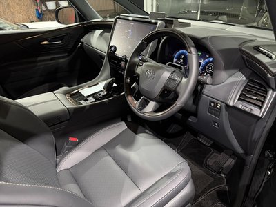 صورة 21 لـ 2026 Toyota VELLFIRE