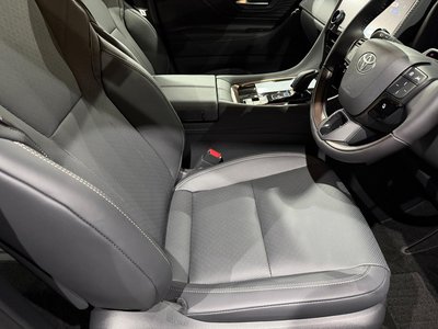 صورة 23 لـ 2026 Toyota VELLFIRE