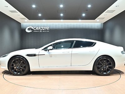 2013 Aston Martin RAPIDE 照片 11
