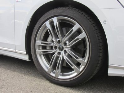 2025 AUDI A8 缩略图 48