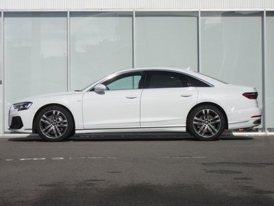 2025 AUDI A8 缩略图 26