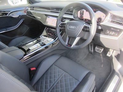 2025 AUDI A8 缩略图 72