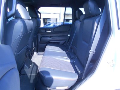 2025 Toyota LAND CRUISER 250 照片 18